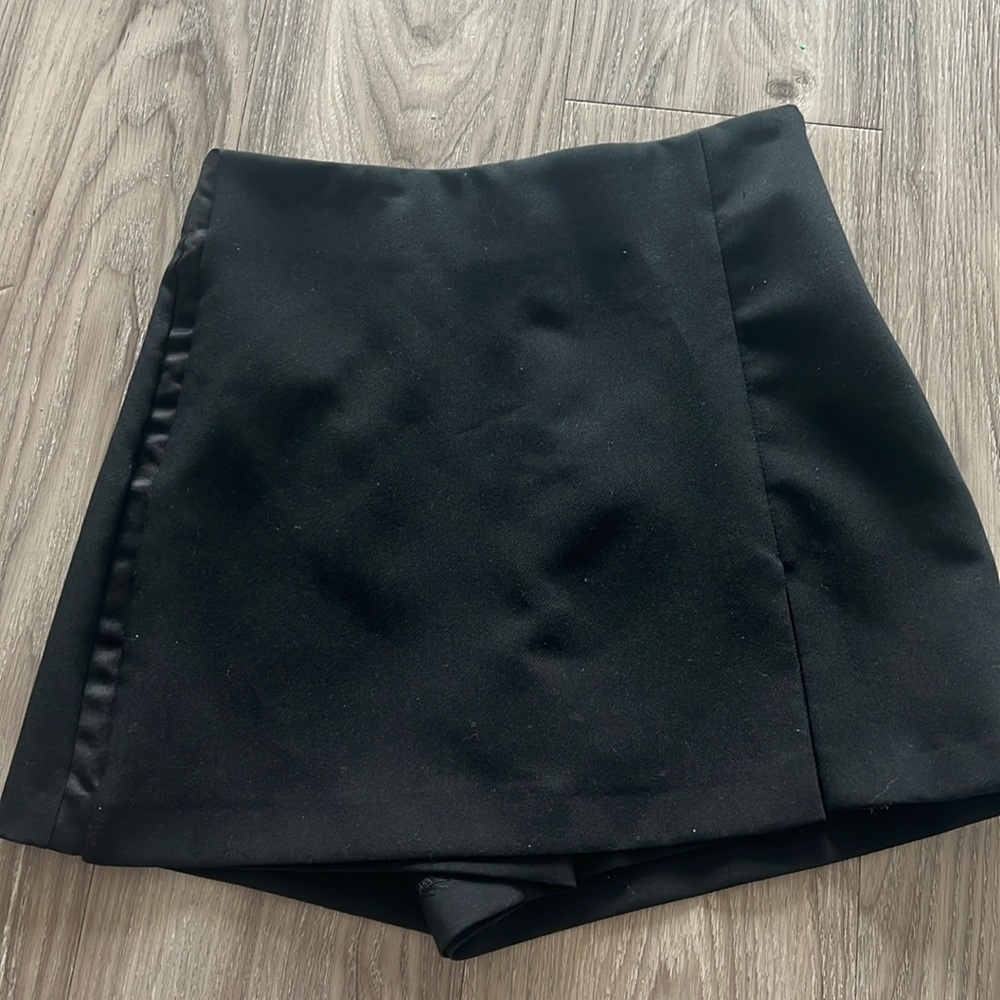 Zara Tailored Skort